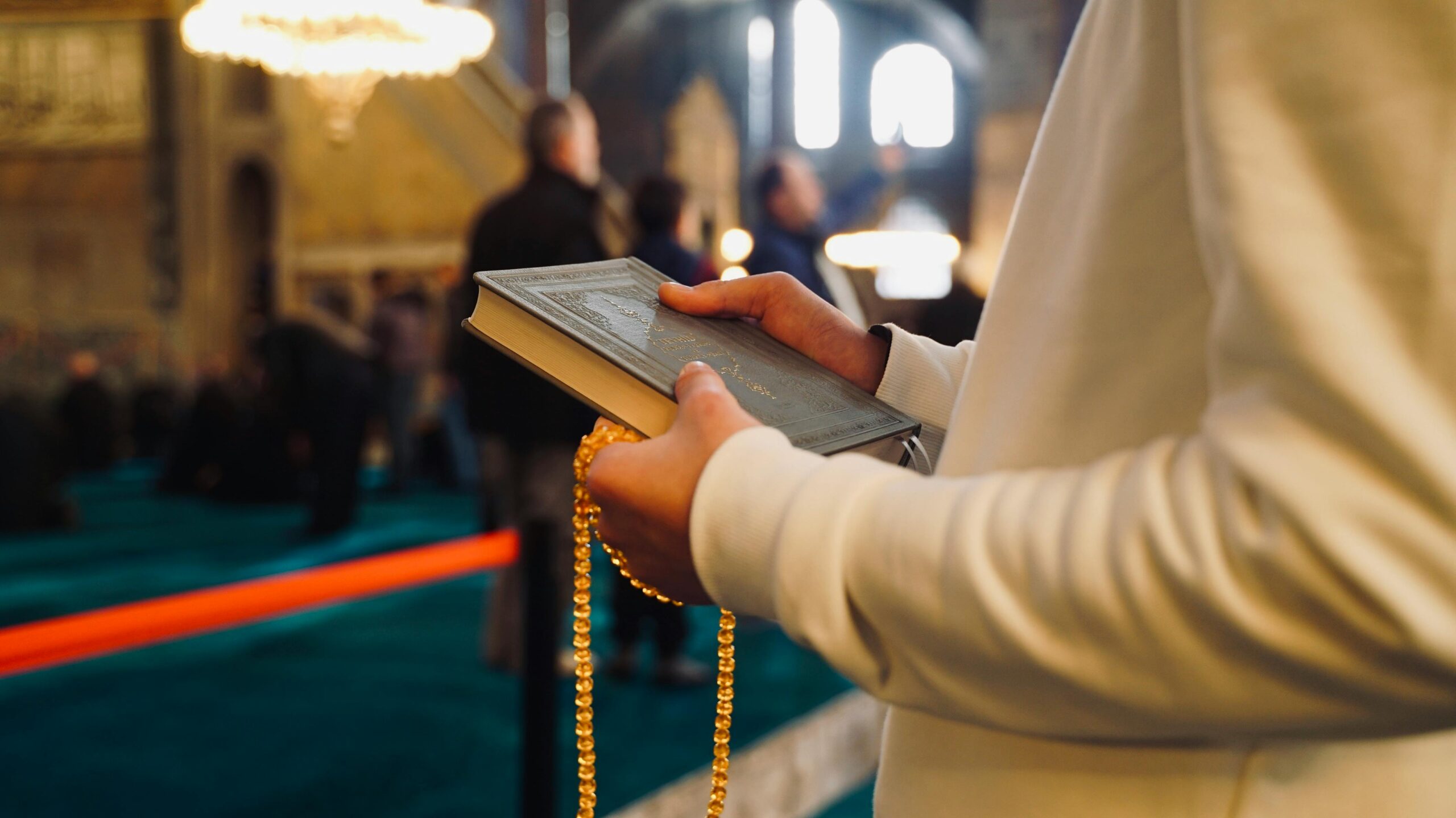 TILL FÖRSVAR AV SÄNDEBUDET ﷺ